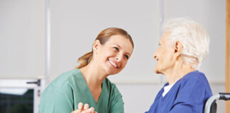 SE NECESITA CUIDADORA VIVIENDO DENTRO Y/O TAMBIÉN ENTRADA POR SALIDA, JORNADA FULL TIME Cuidadora externa cuidadora interna internal caregiver for elderly care geriatric caregiver cuidadora de ancianos