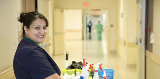 ESTAMOS EN LA BÚSQUEDA DE MUCAMA PARA INSTITUCIÓN DEDICADA AL CUIDADO DEL ADULTO MAYOR Mucama Para Geriatrico Geriatric Maid personal de limpieza femenino female cleaning staff
