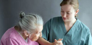 SE NECESITA CUIDADORA INTERNA FIN DE SEMANA, INGRESO VIERNES 21:00 HS Y SALIDA LUNES 8:00 HS asistente geriatrica cuidadora domiciliaria gerocultora cuidado de anciana home care
