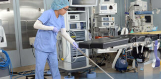 SE NECESITA MUCAMA/O DE PISO Y UTI EN CENTRO CLÍNICO DE TRASPLANTE cleaning lady in clinic mucama empleada de limpieza para clinica