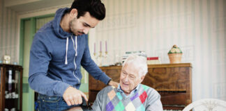 SE NECESITA CUIDADORA Y/O CUIDADOR INTERNA FIN DE SEMANA PARA CUIDADOS DE SEÑOR DE 80 AÑOS CON MOVILIDAD REDUCIDA cuidador de adultos mayores external caregiver cuidadores domiciliarios home care