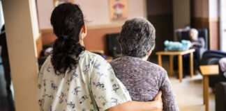 ESTAMOS INCORPORANDO CUIDADORA PARA TRABAJAR EN ALF (ASSISTED LIVING FACILITY), DISPONIBILIDAD INMEDIATA cuidadora de adultos mayores home care auxiliar geriatrico gerocultora