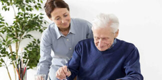 cuidadora para señor con Alzheimer home care cuidadora domiciliaria