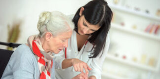 SE INCORPORA CUIDADORAS/ES PARA CUIDADOS DE ADULTOS MAYORES, RÉGIMEN INTERNO/A EN CASA DE FAMILIA home caregiver cuidadores domiciliario cuidadora interna cuidador interno home care cuidados de adultos mayores