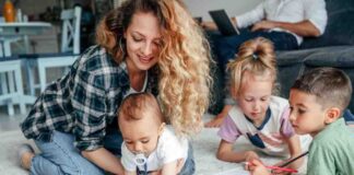 SE NECESITA NIÑERA / CANGURO PARA EL CUIDADO DE NIÑOS EN CASA DE FAMILIA, TURNO DE MAÑANA Y EVENTUALMENTE ALGUNA TARDE niñera canguro babysitter empleada para cuidado de niños y cocina en casa de familia