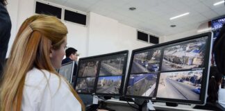 ESTAMOS BUSCANDO OPERADOR/A DE MONITOREO PARA CUBRIR DOS POSICIONES DE SOPORTE DE MONITOREO operario y operaria de monitoreo personal femenio y masculino empresa de tecnologia monitoring operator technology company