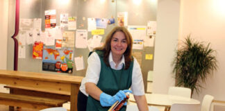 SE NECESITA PERSONAL DE LIMPIEZA (AMBOS SEXOS), MEDIA JORNADA TURNO TARDE personal de limpieza cleaning lady persona de limpieza femenino y masculino limpiadores