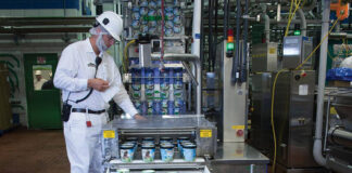 NOS ENCONTRAMOS EN LA BÚSQUEDA DE OPERARIO PARA FÁBRICA DE HELADOS, CON FLEXIBILIDAD HORARIA Operario para Fábrica de Helados Ice Cream Factory Operator