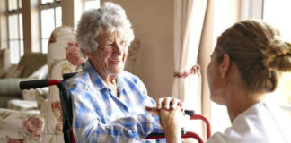 ESTAMOS EN LA BÚSQUEDA DE CUIDADORAS / ACOMPAÑANTES DE SALUD FEMENINAS PARA ASISTIR A UNA PACIENTE DE 84 AÑOS care home cuidadora domiciliaria asistentes de salud elderly caregiver