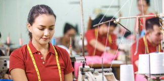 SE INCORPORA COSTURERO/A PARA TRABAJAR EN TALLER DE COSTURA (MAQUINA RECTA Y REMACHADORA) JORNADA COMPLETA costurero costurera para empresa textil seamstress for textile company