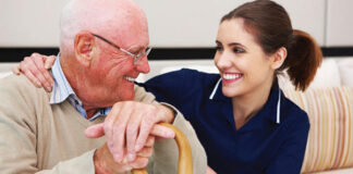 SE NECESITA CUIDADORA PARA CUIDADO DE ADULTOS MAYORES, TAREAS DE ACOMPAÑAMIENTO, HIGIENE Y CONFORT cuidadora de adultos mayores cuidadora domiciliaria home care
