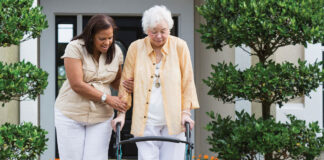 SE REQUIERE CUIDADORA POR HORAS MIÉRCOLES Y DOMINGOS PARA EL CUIDADO DE SEÑORA DE 94 AÑOS cuidadora domiciliaria elderly caregiver cuidadora de adulta mayor home care