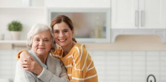SE REQUIERE CUIDADORA PARA TAREAS DE ATENCIÓN Y ACOMPAÑAMIENTO DE SEÑORA MAYOR, INTERNA FIN DE SEMANA cuidadora domiciliaria fin de semana cuidadora de señora mayor elderly lady caregiver home care