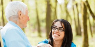 SE NECESITA CUIDADORA Y/O CUIDADOR, PARA CUBRIR SERVICIOS DE INTERNACIÓN DOMICILIARIA cuidadora domiciliaria home care elderly caregiver cuidadora interna