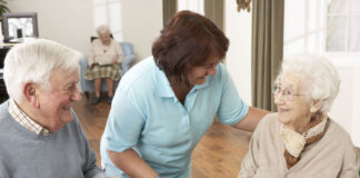 SE INCORPORA CUIDADORA EXTERNA PARA TRABAJAR LUNES, MIÉRCOLES Y VIERNES DE 11HS A 15HS cuidadora matrimonio de adultos mayores caregiver marriage of older adults home care cuidadora domiciliaria