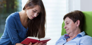 SE INCORPORA CUIDADORA PARA ACOMPAÑAR A SEÑORA MAYOR, 2 HORAS DIARIAS DE LUNES A VIERNES cuidadora para residencia de mayores cuidadora por horas caregiver for nursing home