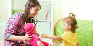 SE NECESITA NIÑERA DOMÉSTICA CON RETIRO DE LUNES A VIERNES, SE OFRECE EXCELENTE REMUNERACIÓN MAS APORTES domestic niñera domestica empleada del hogar canguro niñera externa babysitter Maid and babysitter for homestay