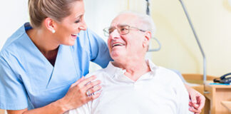 elderly caregiver cuidadora domiciliaria home care cuidadora de adulto mayor