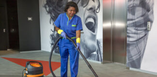 SE REQUIERE PERSONAL DE LIMPIEZA, PARA TRABAJAR TURNO TARDE NOCHE DE LUNES A VIERNES personal de limpieza cleaning staff both sexes