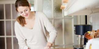 SE NECESITA EMPLEADA DOMÉSTICA PARA TRABAJO POR HORAS, 2 VECES POR SEMANA. SE OFRECE TRABAJO EN BLANCO ama de casa empleada del hogar empleada domestica con retiro limpieza en casa de familia cleaning house domestic maid housekeeper