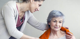 SE REQUIERE CUIDADORA Y/O CUIDADOR PARA ATENCIÓN A ADULTOS MAYORES, CON DISPONIBILIDAD TURNO DIURNO cuidadora de ancianos cuidadora de adultos mayores cuidadoras domiciliarios home care elderly caregivers
