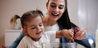 SE REQUIERE NIÑERA PARA EL CUIDADO DE NIÑA PEQUEÑA (40 HS SEMANALES), SE OFRECEN BUENAS CONDICIONES DE CONTRATACIÓN niñera babysitter nanny canguro auxiliar de niños cuidadora de niños empleada para cuidado de niños en casa de familia