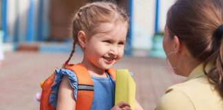 ESTAMOS EN LA BÚSQUEDA DE NIÑERA/CANGURO PARA CASA DE FAMILIA, 2 HORAS DIARIAS DE LUNES A VIERNES niñera medio tiempo part time babysitter niñera por horas para el cuidado de niña canguro nanny
