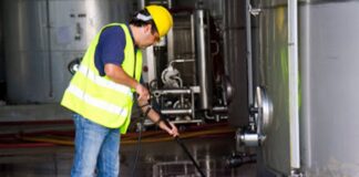 SE REQUIERE OPERARIO DE LIMPIEZA PARA EMPRESA METALÚRGICA, TURNOS ROTATIVOS MAÑANA Y TARDE warehouse cleaning personal de limpieza industrial industrial cleaning staff janitor