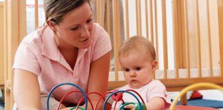 NOS ENCONTRAMOS INCORPORANDO NIÑERAS CON RETIRO, SE OFRECEN EXCELENTES CONDICIONES LABORALES Empleada para el Cuidado de Niños niñera cuidadora de niños nanny canguro babysitter employed for daycare empleada para guarderia