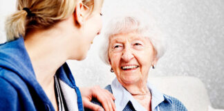 SE REQUIERE CUIDADORA Y/O CUIDADOR PARA ACOMPAÑAMIENTO A PERSONA MAYOR NO DEPENDIENTE cuidadora de adultos mayores en domicilio Cuidadora domiciliaria home care cuidadora de ancianos home caregiver for the elderly