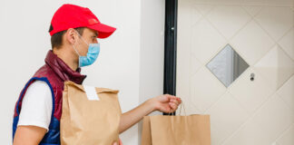 delivery man for home deliveries repartidor para entregas a domicilio personal de reparto a domicilio