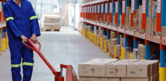 operarios de carga y descarga loading and unloading operators warehouse operator empleado para deposito