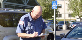SE NECESITA VIGILADOR/PORTERO PARA EMPRESA INDUSTRIAL, TAREAS DE REGISTRO Y CONTROL ENTRADAS Y SALIDAS vigilante de seguridad masculino guardia de seguridad surveillance watchman oficial de seguridad personal masculino vigilador general male security guard vigiladores