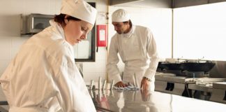 SE INCORPORA DISWASHER Y COCINEROS CON O SIN EXPERIENCIA, JORNADA DE TRABAJO A DEFINIR Diswasher y Cocineros chef for restaurant lavaplatos bachero