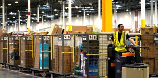 SE REQUIERE OPERARIO PARA OFICIOS VARIOS/PRODUCCIÓN, PERSONA CON DISPONIBILIDAD INMEDIATA Operario Para Oficios Varios Producción Operator For Various Trades Production warehouse operator mozo de almacen operario de deposito