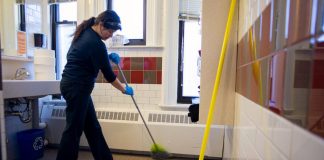ESTAMOS INCORPORANDO PERSONAL DE LIMPIEZA (AMBOS SEXOS), 1 O 2 DÍAS SEMANALES, JORNADA COMPLETA personal de limpieza cleaning staff cleaning lady limpiadoras limpiadores