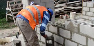 SE REQUIERE OFICIAL ALBAÑIL, COLOCADOR DE DURLOCK, PINTOR Y COLOCADOR DE PORCELANATO, PERSONAS RESPONSABLES albañil personal para contruccion personal bricklayer for construction