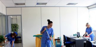 SE BUSCA AUXILIAR DE LIMPIEZA (AMBOS SEXOS), JORNADA COMPLETA CONTRATO POR TIEMPO EVENTUAL cleaning lady auxiliar de limpieza limiadores cleaning staff personal de limpieza janitors
