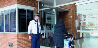 SE BUSCA PERSONAL DE SEGURIDAD/VIGILADORES PARA TRABAJAR EN EDIFICIOS DE CATEGORÍA, JORNADA COMPLETA vigilante de seguridad masculino vigiladores personal de seguridad privada male security guard watchmen private security personnel watchman
