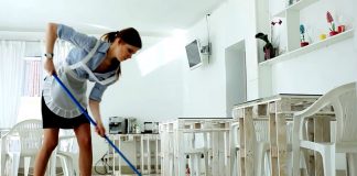 SOLICITAMOS EMPLEADA/O DE LIMPIEZA, TURNO DIURNO DEDICACIÓN COMPLETA O PARCIAL Personal para Limpieza en residencia de mayores Cleaning staff in nursing home cleaning lady janitors limpiadores
