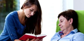 SE SOLICITA CUIDADORAS/ES PARA HOME, BUSCAMOS PERSONAS CON DISPONIBILIDAD INMEDIATA cuidadora de adultos mayores cuidadora externa elderly caregiver external caregiver home care