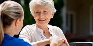 SE REQUIERE CUIDADORAS/ES CON DISPONIBILIDAD PARA CUBRIR TURNOS FINES DE SEMANA Y FERIADOS cuidadora domiciliaria cuidadora de personas mayores y pacientes en domicilio home caregiver caregiver for the elderly and patients at home