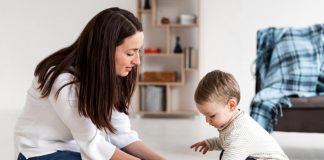 SE NECESITA NIÑERA TIEMPO COMPLETO, 5 DÍAS A LA SEMANA. TRABAJO ESTABLE, CONTRATO A LARGO PLAZO niñera cuidadora de niños canguro babysitter nanny niñera externa