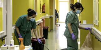 SE REQUIERE PERSONAL DE LIMPIEZA EVENTUAL (AMBOS SEXOS), 5 DÍAS A LA SEMANA JORNADA COMPLETA personal de limpieza ambos sexos cleaning staff both sexes limpiadoras limpiadores janitors cleaning lady