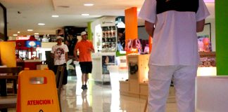 SE NECESITA OPERARIO DE LIMPIEZA PARA SHOPPING, CON DISPONIBILIDAD INMEDIATA. JORNADA FULL TIME personal de limpieza shopping cleaning staff janitors operario de limpieza
