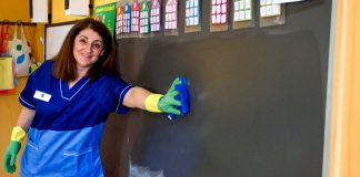 SE REQUIERE CONTRATAR PERSONAL DE LIMPIEZA PARA CENTRO EDUCATIVO, 15HS SEMANALES cleaning staff for educational center personal de limpieza para centro educativo janitors cleaning lady male cleaning staff