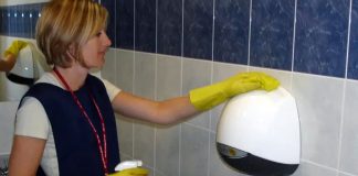 SE REQUIERE EMPLEADAS/OS DE LIMPIEZA PARA DIFERENTES ZONAS, 5 DÍAS A LA SEMANA JORNADA COMPLETA office cleaning personal de limpieza de oficinas hospital cleaning personal femenino y masculino para tareas de limpieza
