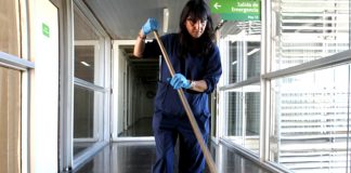 SE SOLICITA EMPLEADA DE LIMPIEZA/MISCELÁNEA MEDIO TIEMPO DE LUNES A VIERNES (4 HORAS, TURNO TARDE) Empleada de Limpieza Miscelánea cleaning lady personal de limpueza femenino female cleaning staff limpieza de call center