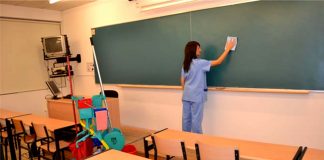 SE INCORPORA EMPLEADAS PARA TAREAS DE LIMPIEZA EN ESCUELA, JORNADA MEDIO TIEMPO (2 VACANTES, TURNO MAÑANA O TURNO TARDE) Empleadas Para Tareas de Limpieza en Escuela, Jornada Medio Tiempo Employees for cleaning tasks at school, part-time shift