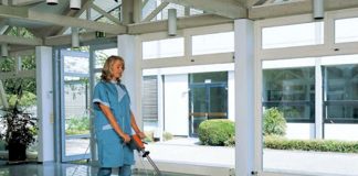 SE REQUIERE PERSONAL DE LIMPIEZA/CONSERJE (AMBOS SEXOS), TURNO TARDE Personal de Limpieza Conserje personal femenino y masculino limpiador limpiadora cleaning lady male cleaning janitors